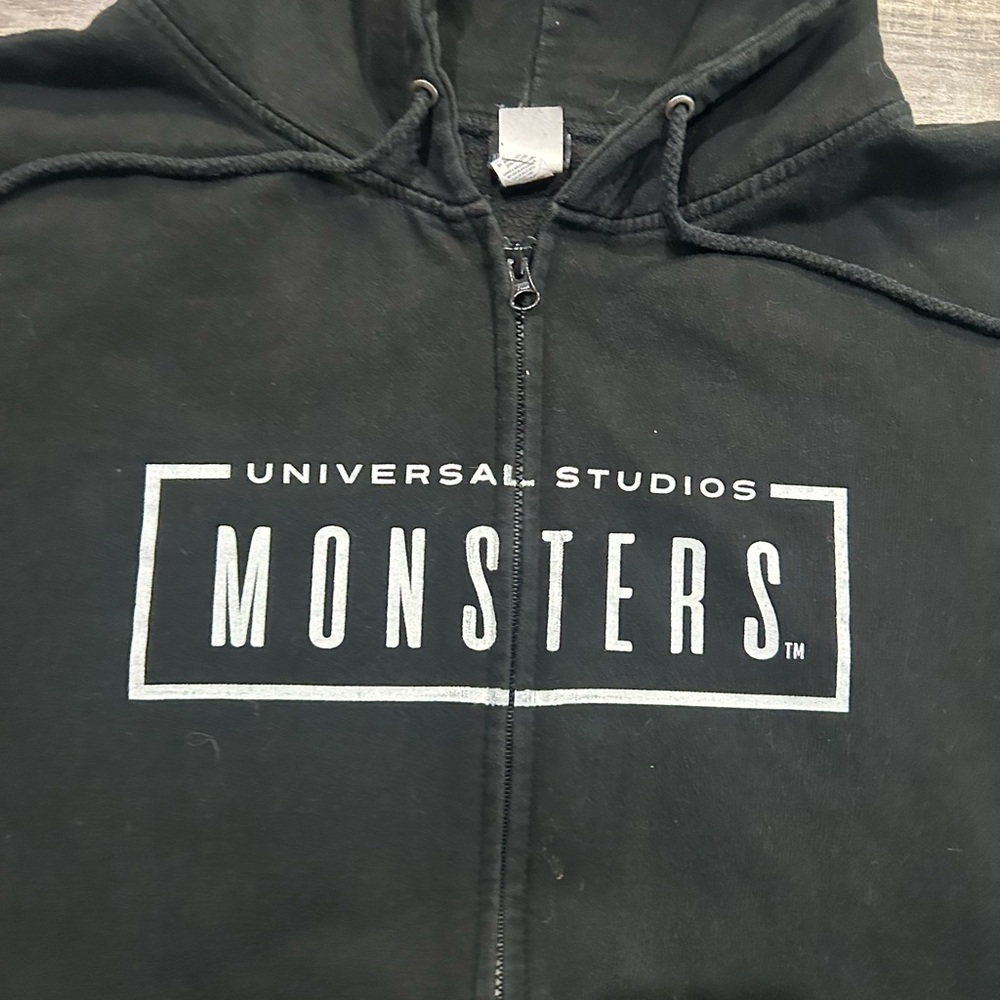Universal Classic Monsters Universal Studios Park… - image 4